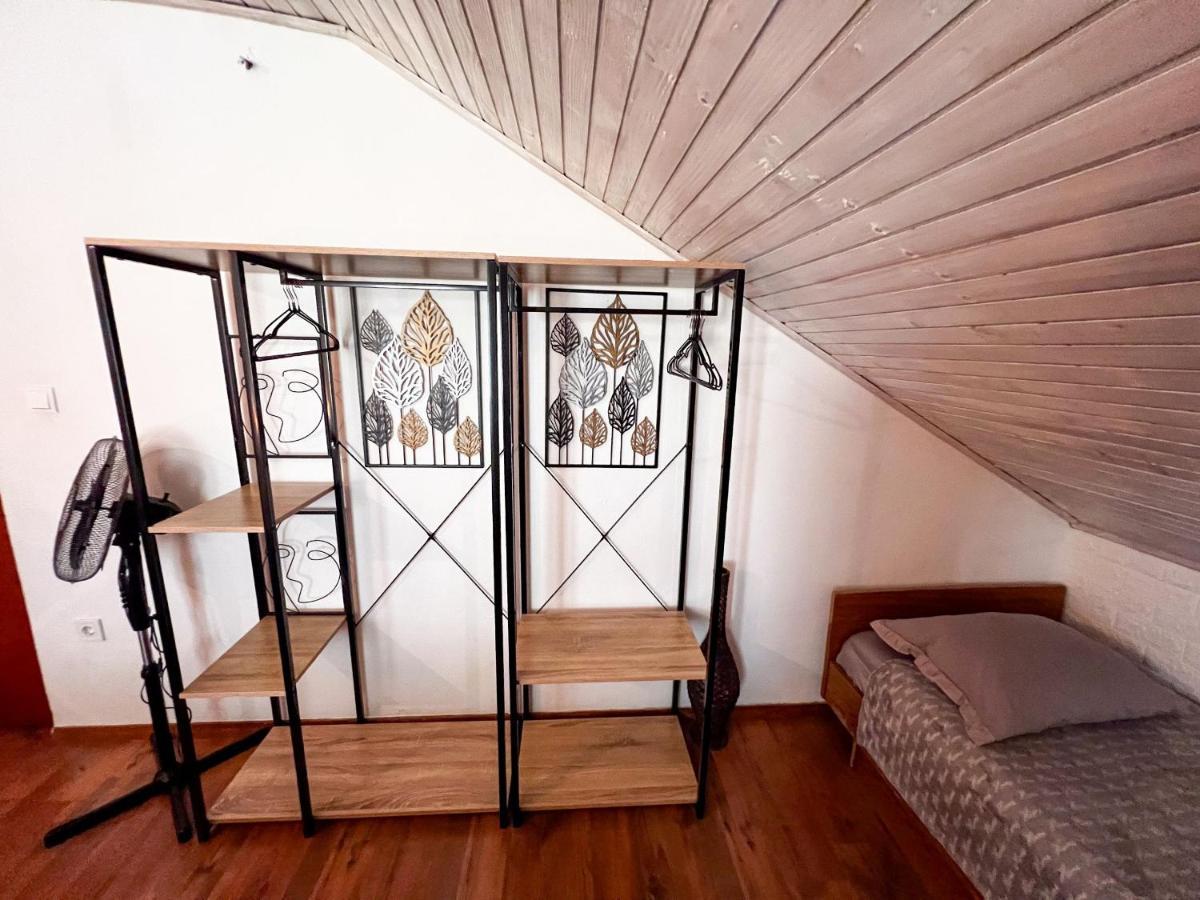 Apartment Cesare 3 Zastražišće Buitenkant foto